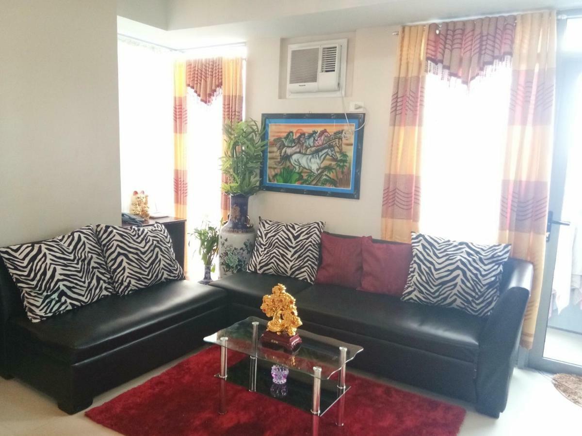 Cubao Manhattan Heights Unit 5A Tower C Bandar Quezon Luaran gambar