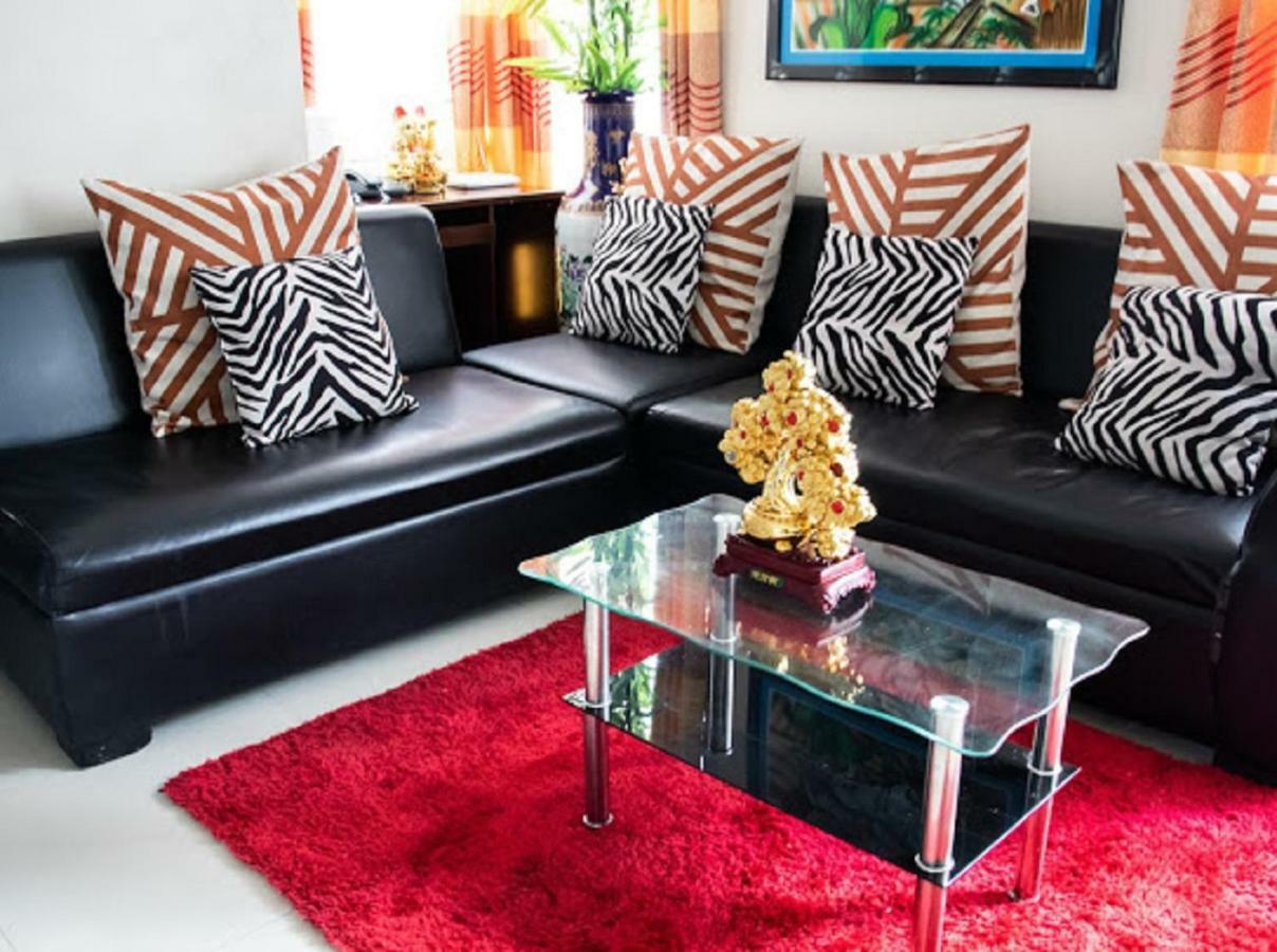 Cubao Manhattan Heights Unit 5A Tower C Bandar Quezon Luaran gambar