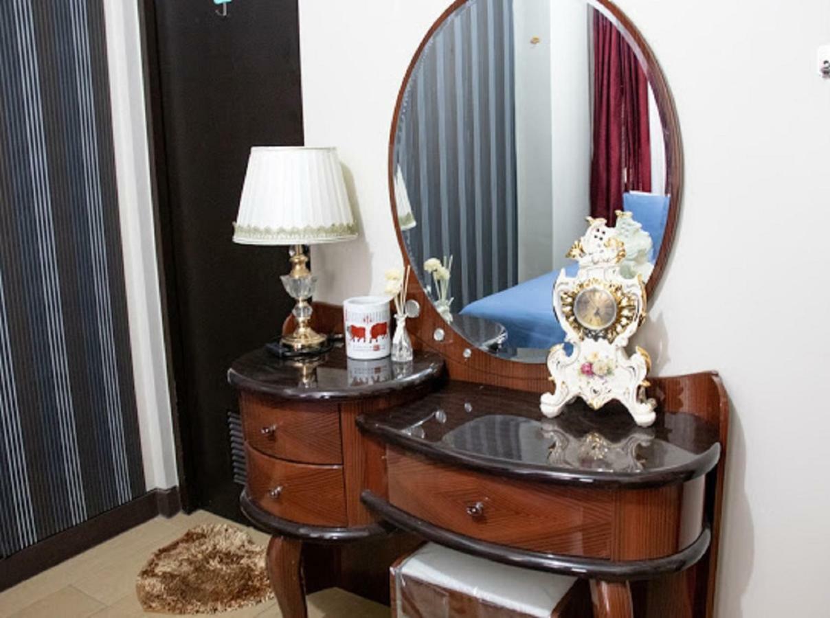 Cubao Manhattan Heights Unit 5A Tower C Bandar Quezon Luaran gambar