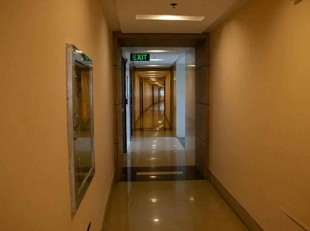 Cubao Manhattan Heights Unit 5A Tower C Bandar Quezon Luaran gambar